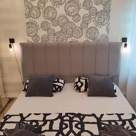 In 15143 Apartman *