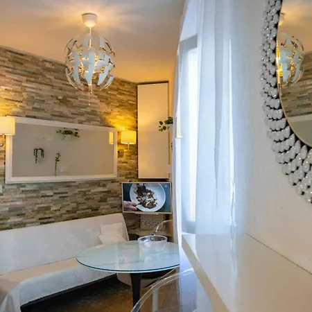 In 15143 Apartman Lovran