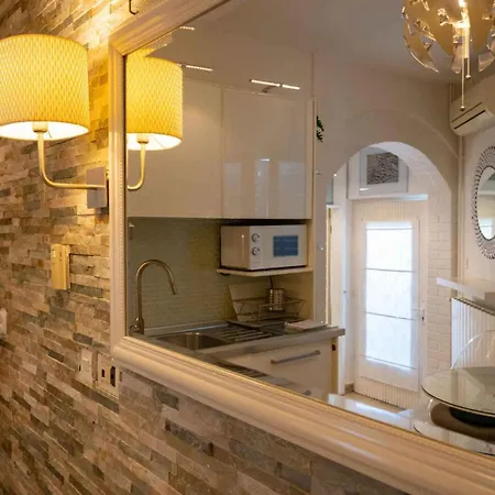 In 15143 Apartman Lovran
