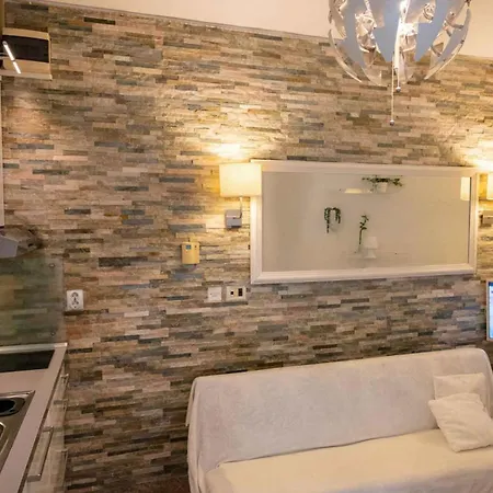 Apartman In 15143 Lovran