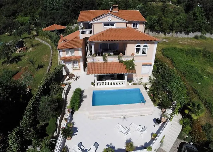 In 15143 Apartman